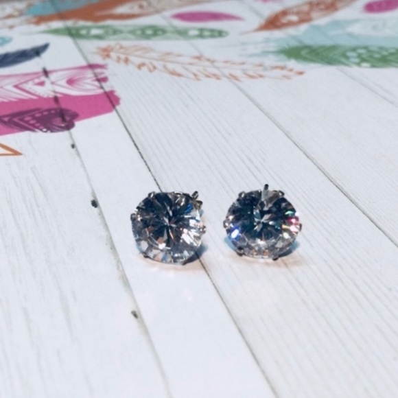 Swarovski Crystal Sterling Silver Post/ Stud Earrings - Picture 5 of 8